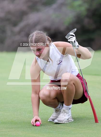 Thumbnail 3 in UIL 3A Girls Golf Finals photogallery.