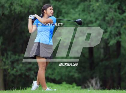 Thumbnail 2 in UIL 3A Girls Golf Finals photogallery.