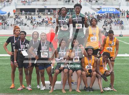 Thumbnail 3 in UIL 5A Track Region III Final (Medal Ceremony) photogallery.