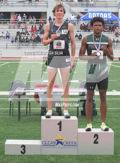 Thumbnail 2 in UIL 5A Track Region III Final (Medal Ceremony) photogallery.