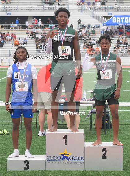 Thumbnail 2 in UIL 5A Track Region III Final (Medal Ceremony) photogallery.