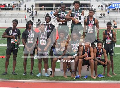 Thumbnail 3 in UIL 5A Track Region III Final (Medal Ceremony) photogallery.