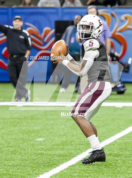 Thumbnail 2 in Oak Grove vs. White Castle (LHSAA Class 1A Final)  photogallery.