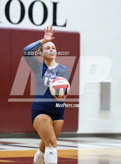 Thumbnail 1 in JV: Out-of-Door Academy @ Braden River photogallery.