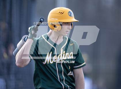 Thumbnail 2 in Medina @ Strongsville photogallery.