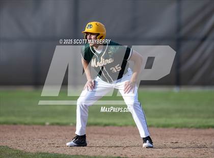 Thumbnail 3 in Medina @ Strongsville photogallery.