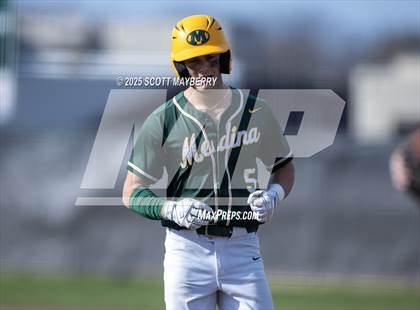 Thumbnail 3 in Medina @ Strongsville photogallery.