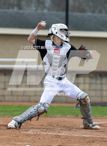 Thumbnail 3 in Medina @ Strongsville photogallery.