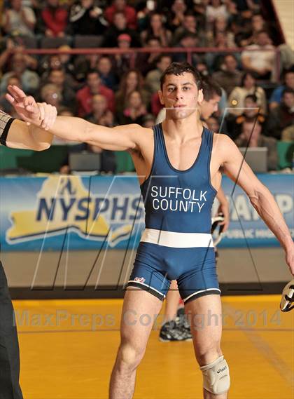 Thumbnail 2 in NYSPHSAA Championships (Division 1 Finals 99-138 lbs) photogallery.