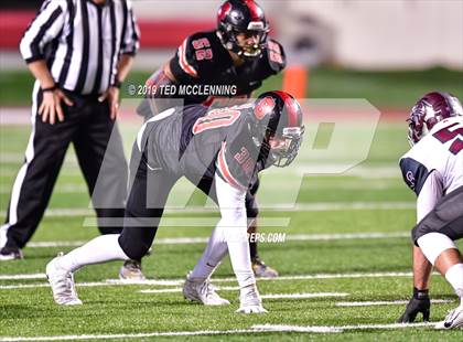 Thumbnail 3 in Searcy vs. Benton (AAA 6A State Final) photogallery.