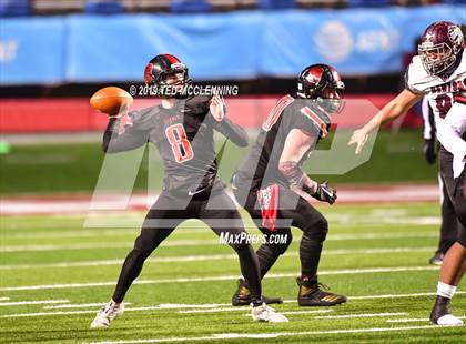 Thumbnail 2 in Searcy vs. Benton (AAA 6A State Final) photogallery.