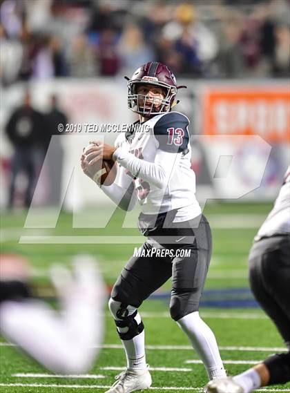 Thumbnail 1 in Searcy vs. Benton (AAA 6A State Final) photogallery.