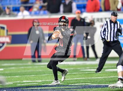 Thumbnail 2 in Searcy vs. Benton (AAA 6A State Final) photogallery.