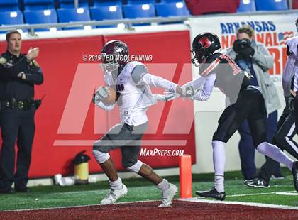 Thumbnail 1 in Searcy vs. Benton (AAA 6A State Final) photogallery.