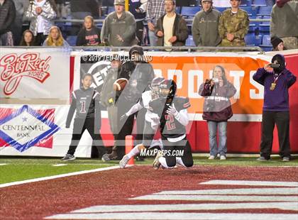 Thumbnail 1 in Searcy vs. Benton (AAA 6A State Final) photogallery.