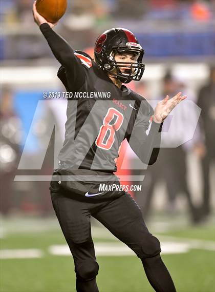 Thumbnail 1 in Searcy vs. Benton (AAA 6A State Final) photogallery.