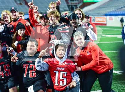 Thumbnail 2 in Searcy vs. Benton (AAA 6A State Final) photogallery.