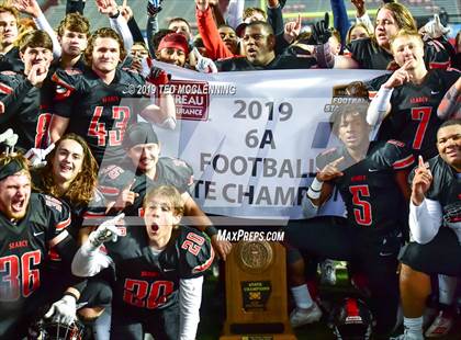 Thumbnail 3 in Searcy vs. Benton (AAA 6A State Final) photogallery.