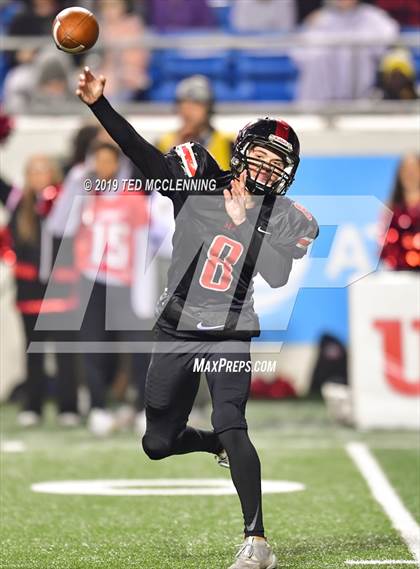 Thumbnail 1 in Searcy vs. Benton (AAA 6A State Final) photogallery.