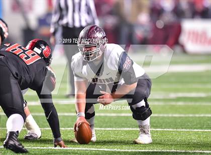 Thumbnail 3 in Searcy vs. Benton (AAA 6A State Final) photogallery.