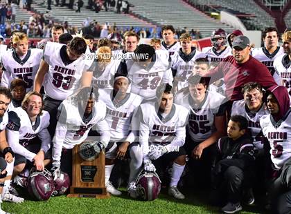 Thumbnail 2 in Searcy vs. Benton (AAA 6A State Final) photogallery.