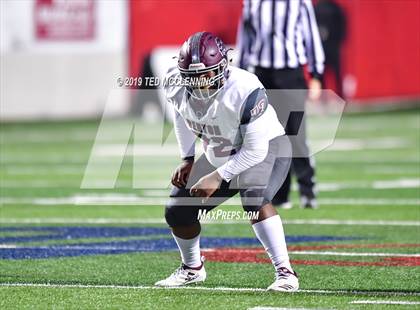 Thumbnail 3 in Searcy vs. Benton (AAA 6A State Final) photogallery.
