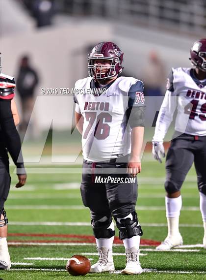 Thumbnail 1 in Searcy vs. Benton (AAA 6A State Final) photogallery.