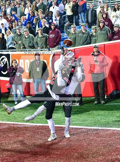 Thumbnail 3 in Searcy vs. Benton (AAA 6A State Final) photogallery.