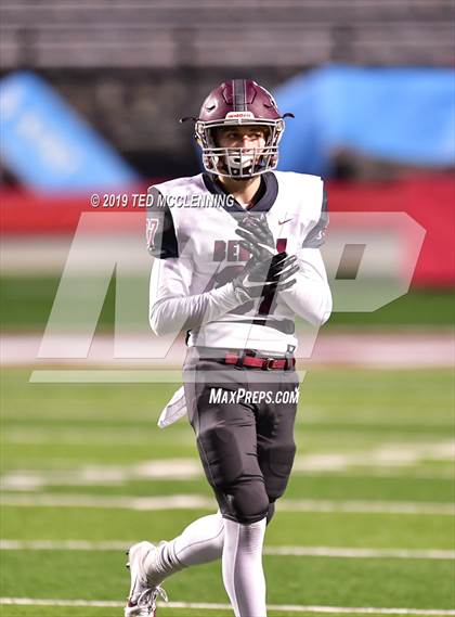 Thumbnail 2 in Searcy vs. Benton (AAA 6A State Final) photogallery.