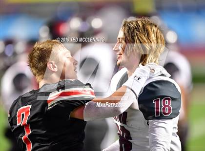 Thumbnail 1 in Searcy vs. Benton (AAA 6A State Final) photogallery.