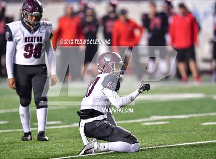 Thumbnail 3 in Searcy vs. Benton (AAA 6A State Final) photogallery.