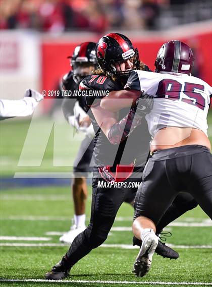 Thumbnail 3 in Searcy vs. Benton (AAA 6A State Final) photogallery.