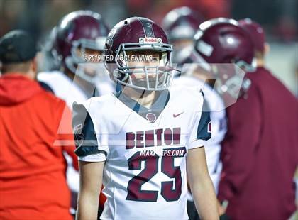Thumbnail 3 in Searcy vs. Benton (AAA 6A State Final) photogallery.