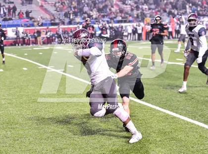 Thumbnail 3 in Searcy vs. Benton (AAA 6A State Final) photogallery.