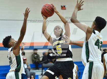 Thumbnail 1 in Knightdale vs Southeast Raleigh (Athens Drive JV Holiday Tournament) photogallery.