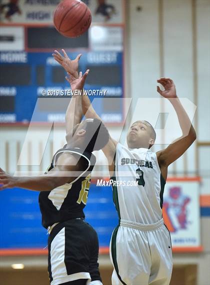 Thumbnail 3 in Knightdale vs Southeast Raleigh (Athens Drive JV Holiday Tournament) photogallery.
