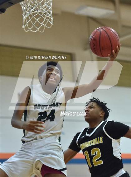 Thumbnail 3 in Knightdale vs Southeast Raleigh (Athens Drive JV Holiday Tournament) photogallery.