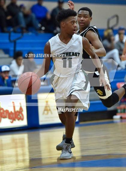 Thumbnail 1 in Knightdale vs Southeast Raleigh (Athens Drive JV Holiday Tournament) photogallery.