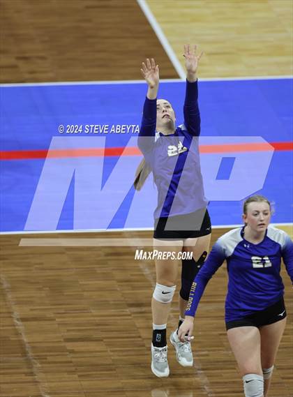 Thumbnail 1 in Dove Creek vs. Hi-Plains (CHSAA 1A 1st Round Elimination Bracket) photogallery.