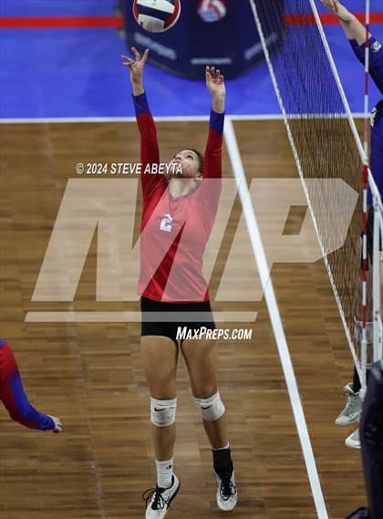 Thumbnail 2 in Dove Creek vs. Hi-Plains (CHSAA 1A 1st Round Elimination Bracket) photogallery.