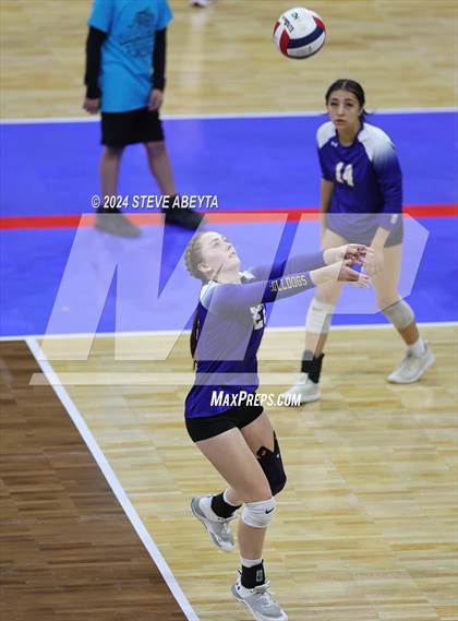 Thumbnail 2 in Dove Creek vs. Hi-Plains (CHSAA 1A 1st Round Elimination Bracket) photogallery.