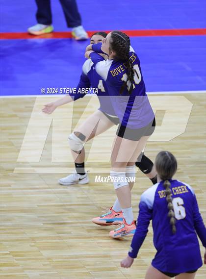 Thumbnail 2 in Dove Creek vs. Hi-Plains (CHSAA 1A 1st Round Elimination Bracket) photogallery.