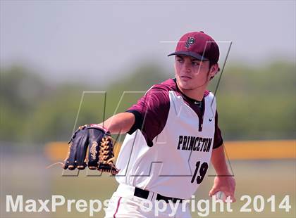 Thumbnail 2 in Princeton vs Ponder photogallery.