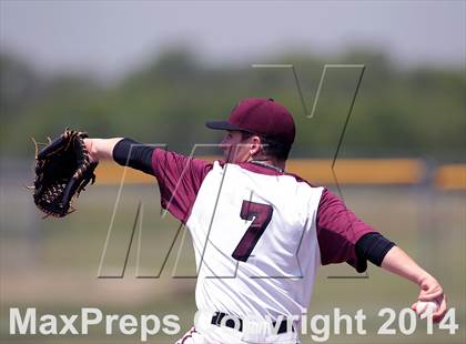 Thumbnail 3 in Princeton vs Ponder photogallery.