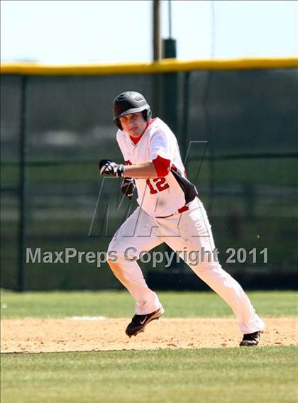 Thumbnail 3 in Goose Creek Memorial vs Sam Rayburn (Goose Creek Memorial Tournament) photogallery.