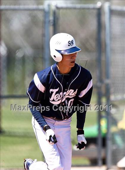 Thumbnail 3 in Goose Creek Memorial vs Sam Rayburn (Goose Creek Memorial Tournament) photogallery.