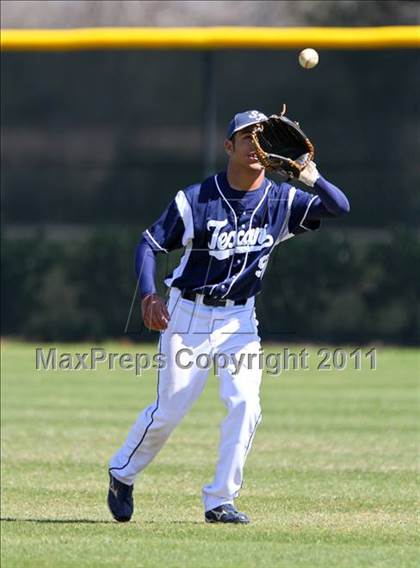Thumbnail 3 in Goose Creek Memorial vs Sam Rayburn (Goose Creek Memorial Tournament) photogallery.