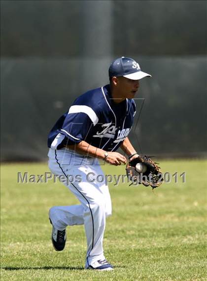 Thumbnail 1 in Goose Creek Memorial vs Sam Rayburn (Goose Creek Memorial Tournament) photogallery.