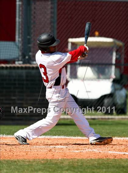 Thumbnail 3 in Goose Creek Memorial vs Sam Rayburn (Goose Creek Memorial Tournament) photogallery.