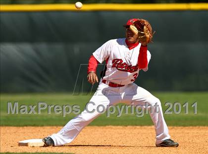 Thumbnail 1 in Goose Creek Memorial vs Sam Rayburn (Goose Creek Memorial Tournament) photogallery.